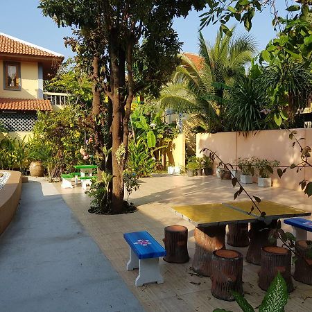 Arerayah Beach Resort Pran Buri Εξωτερικό φωτογραφία